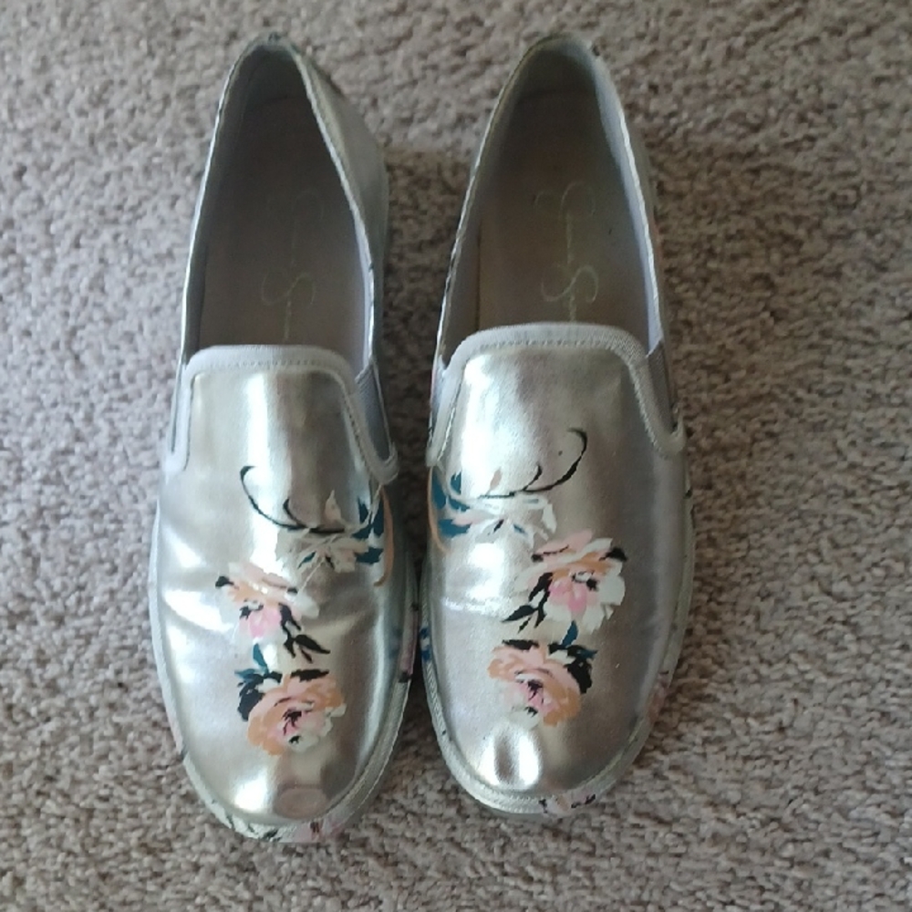 Jessica Simpson- Silver Floral Slip-On Sz 8